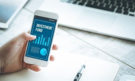 App mobile per fondi di investimento su smartphone.