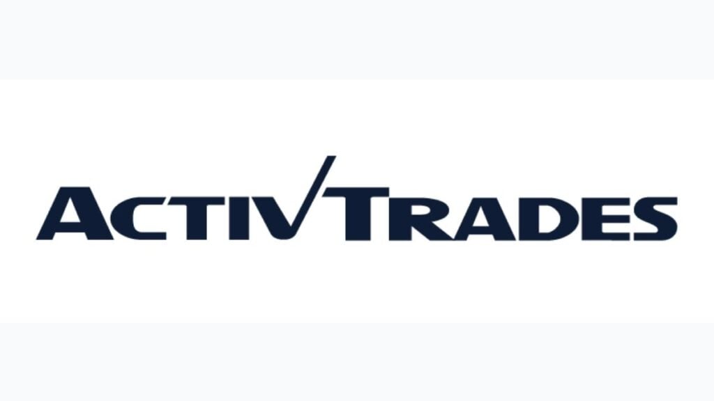 logo activtrades con fondo bianco
