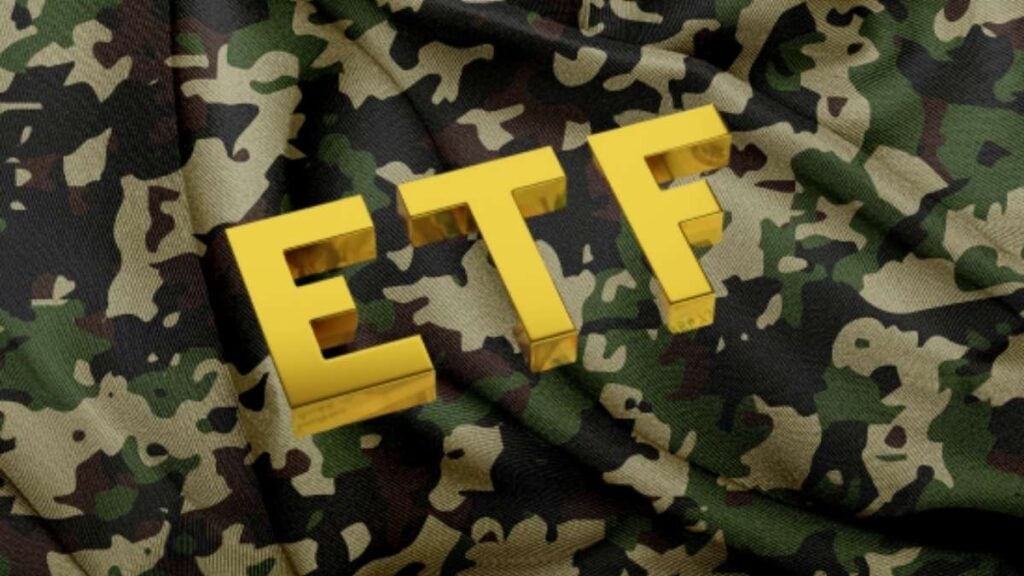 etf su sfondo mimetica militare