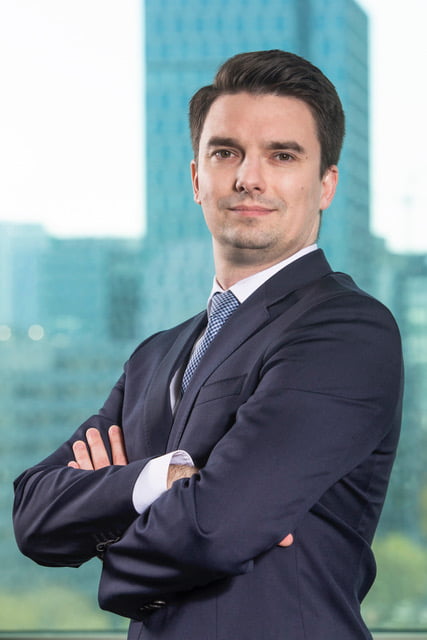 Filip Kaczmarzyk, membro del consiglio di amministrazione di XTB, capo del dipartimento commerciale